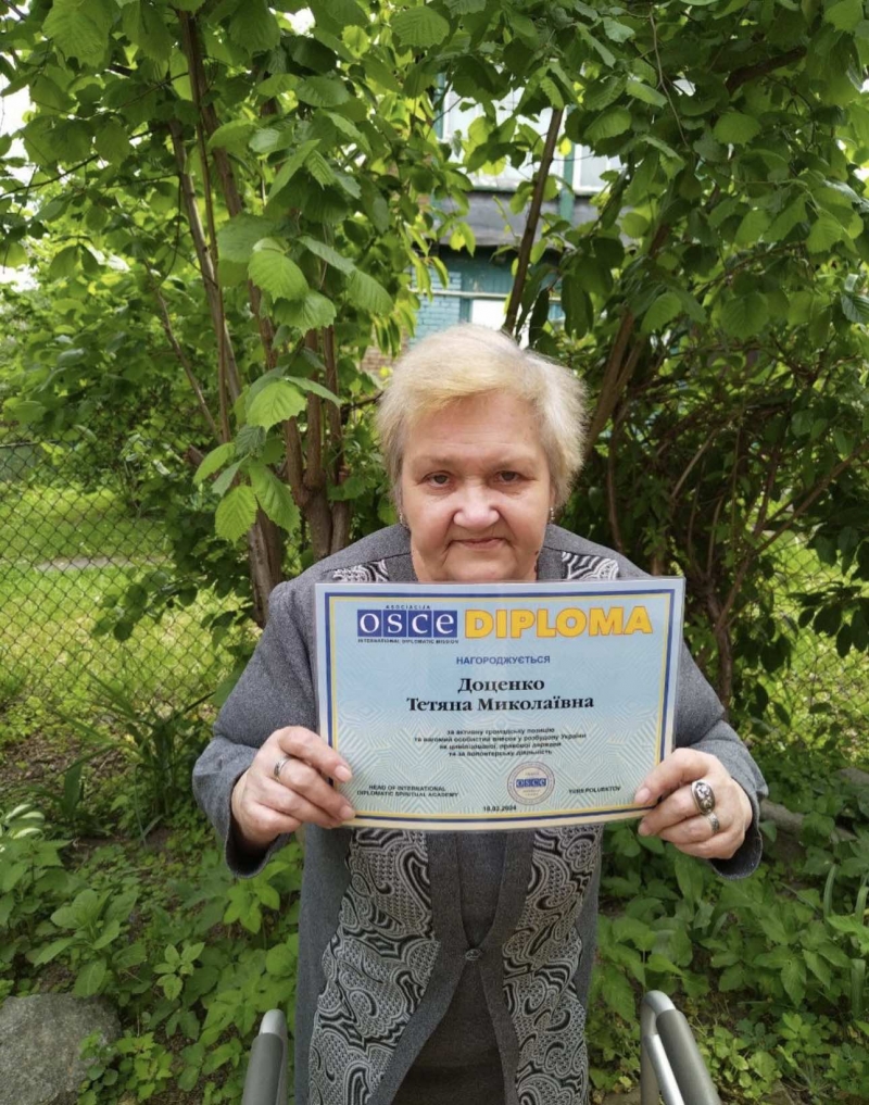 6.05.2024 керівництво ГО &laquo;Міжнародної Дипломатичної Місії &laquo;ОБСЕ&raquo; нагородило Доценко Тетяну Миколаївну почесним дипломом.
