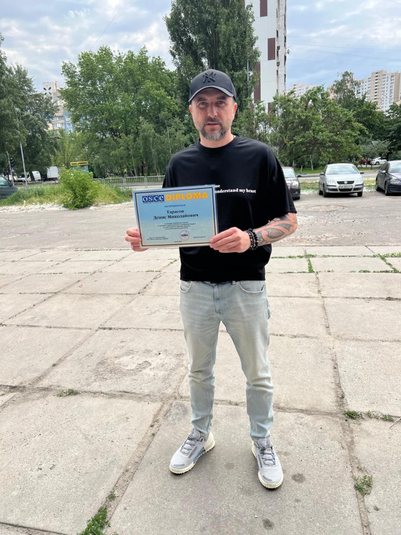 10.05.2024 керівництво ГО &laquo;Міжнародної Дипломатичної Місії &laquo;ОБСЕ&raquo; нагородило Тарасов Денис Миколайович почесним дипломом.