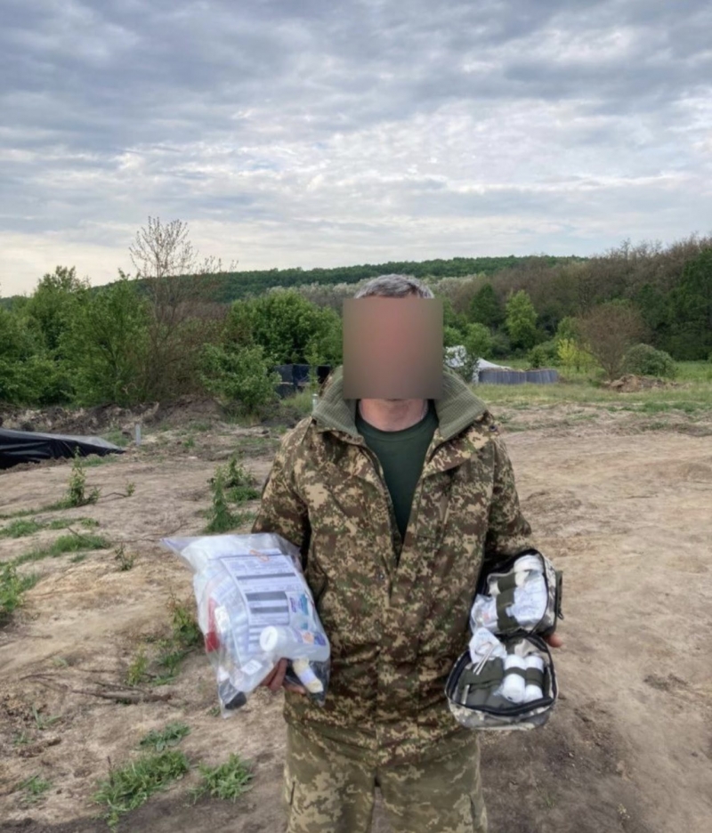 30.05.2024 Громадський дипломат ГО &laquo;Міжнародна дипломатична місія &laquo;ОБСЕ&raquo; Сергій Савчук з волонтерами передав медичні комплекти нашим захисникам!