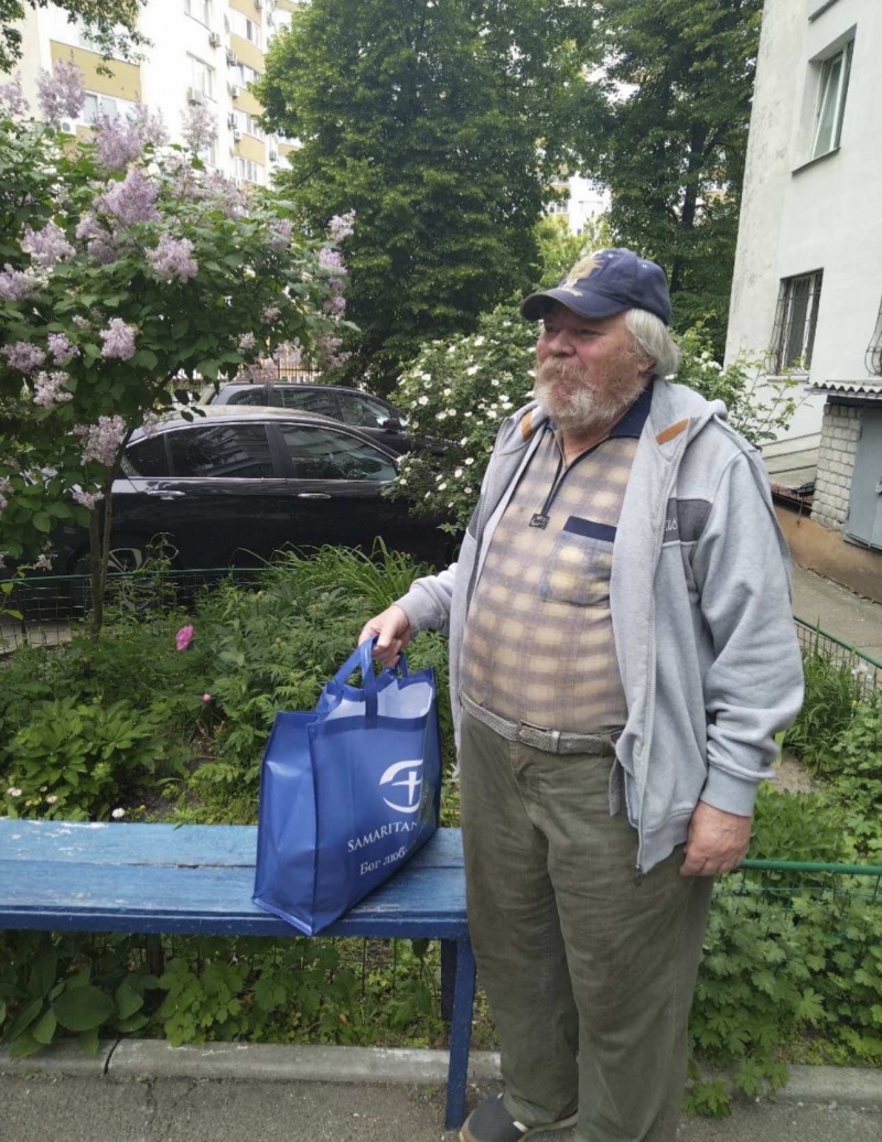 24.05.2024 Продовжуємо робити добрі справи, члени правління (громадські дипломати) ГО &laquo;Міжнародна дипломатична місія &laquo;ОБСЕ&raquo; Самсон Загоруйко, Георгій Полуектов, Володимир Драгунов передали продукти харчування малозабезпеченим Киянам.
